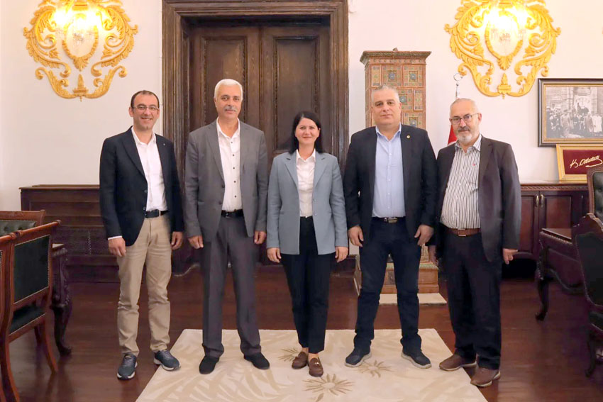 Tarihi Çarşıların Dernek Başkanları, Başkan Akın’ı ziyaret etti