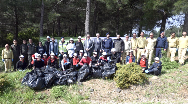 Şarköy’de “Orman Benim” Kampanyası kapsamında çevre temizliği yapıldı