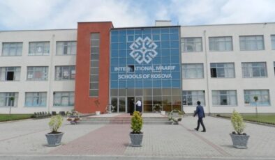 Kosova Maarif Okulları Oxford tarafından sertifikalandırılan ilk merkez oldu