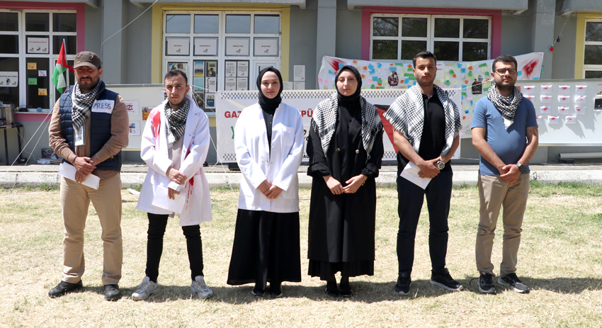 Gazze’de yaşananlar, Tekirdağ’da üniversite öğrencilerinin hazırladığı tiyatro oyunuyla anlatıldı