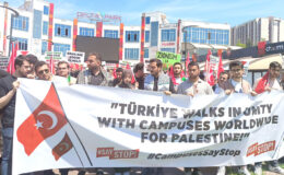 Üniversiteliler İsrail’i protesto etti: “SayStop”