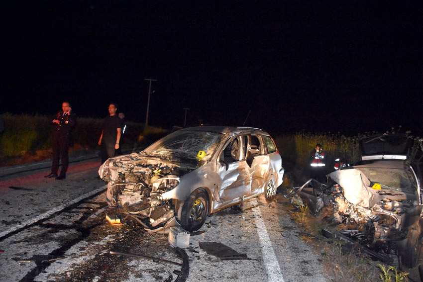 Tekirdağ’da 3 aracın karıştığı kazada 3 kişi öldü, 5 kişi yaralandı