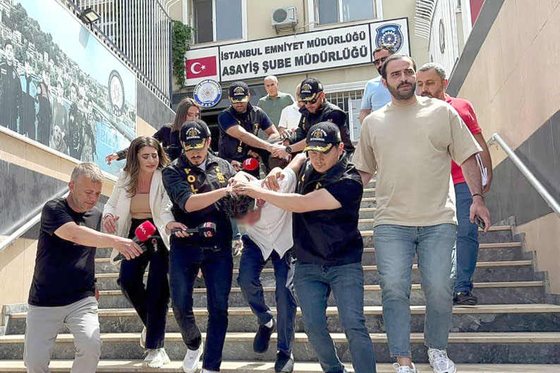İstanbul’da denizde halıya sarılmış ceset bulunmasına ilişkin yakalanan 2 kişi adliyede