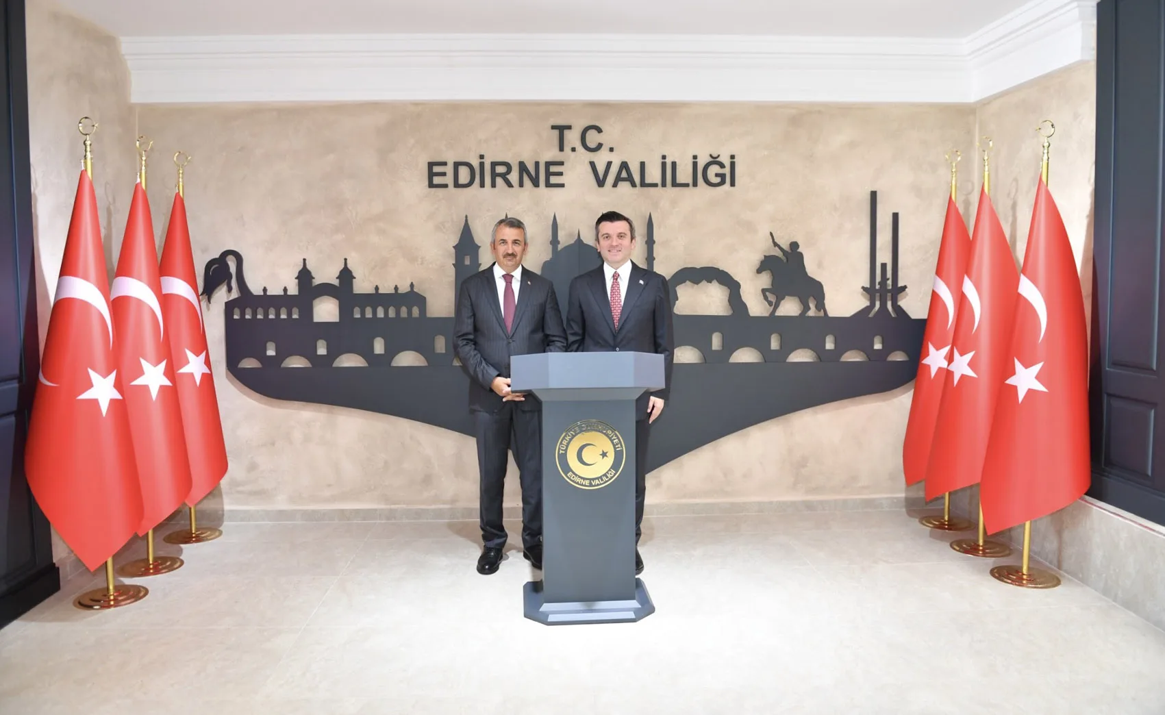 Bakan Yardımcısı Kıran, Edirne Valisi Sezer’i ziyaret etti