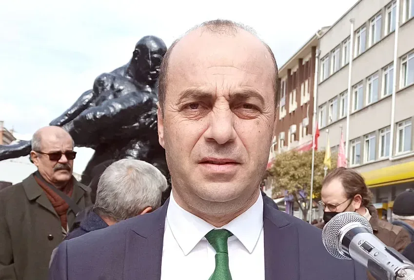 Öz, “Kerkük’teki Türk varlığına sahip çıkılmalı”