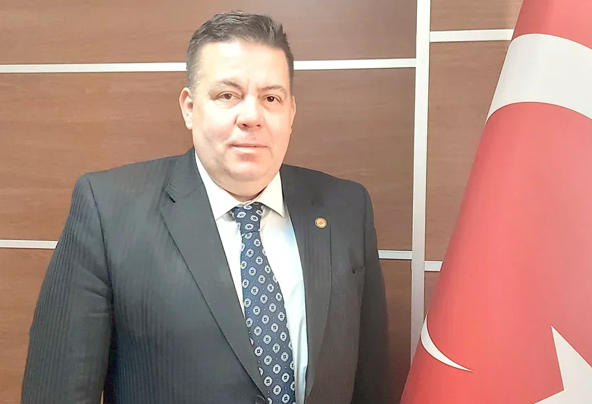 Berber kuafor 3 jpg e1722429855471 - Tatil gününde dükkan açan berber ve kuaföre ceza