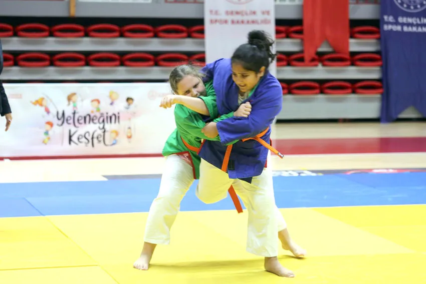 2024 Minikler Kuraş Türkiye Şampiyonası Yalova’da tamamlandı