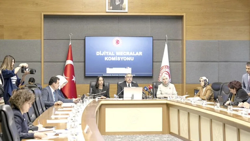 TBMM Dijital Mecralar Komisyonu toplandı