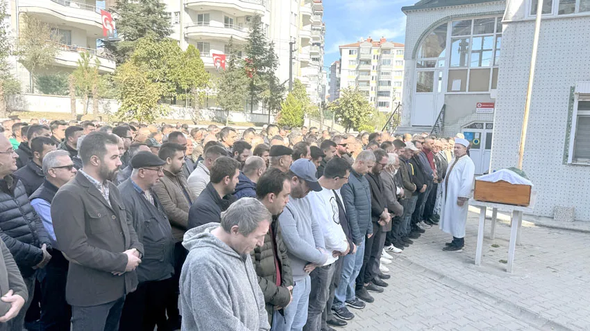 2 yaşındaki Metehan gözyaşlarıyla son yolculuğuna uğurlandı