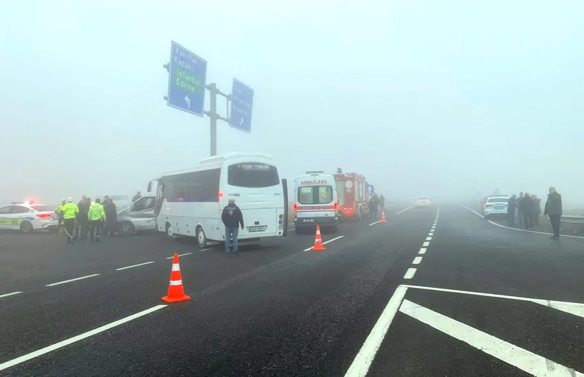 Tekirdağ’da sis kazası: 4 yaralı