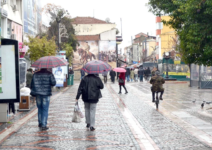 Edirne’de sağanak etkili oluyor