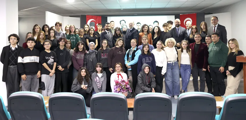 Devlet opera ve balesi sanatçıları, yeni yetenekleri keşfetmek için Kırklarelili gençlerle buluştu