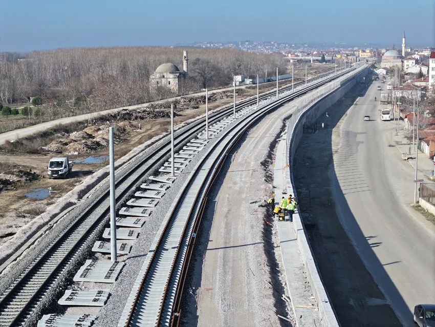 Hızlı Tren Projesi’nin ilk etabında  test sürüşlerine başlanacak