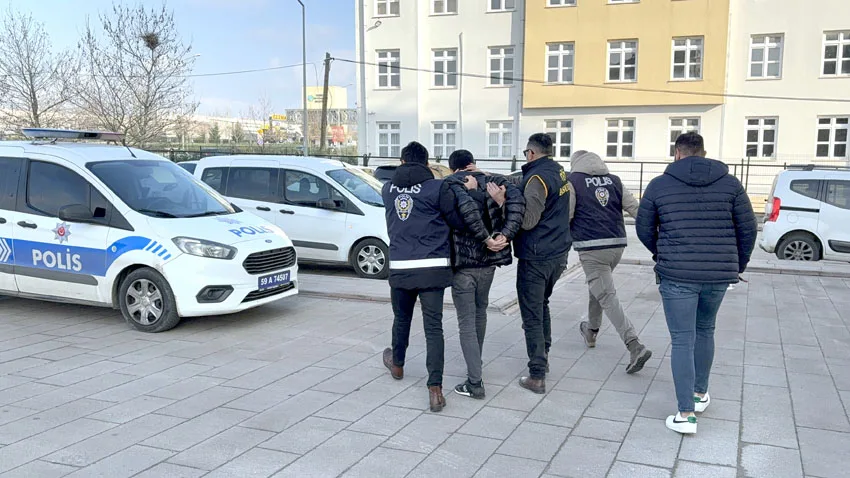 Teknik direktör Ersin Aka’nın öldürülmesine ilişkin gözaltına alınan 3 şüpheli tutuklandı