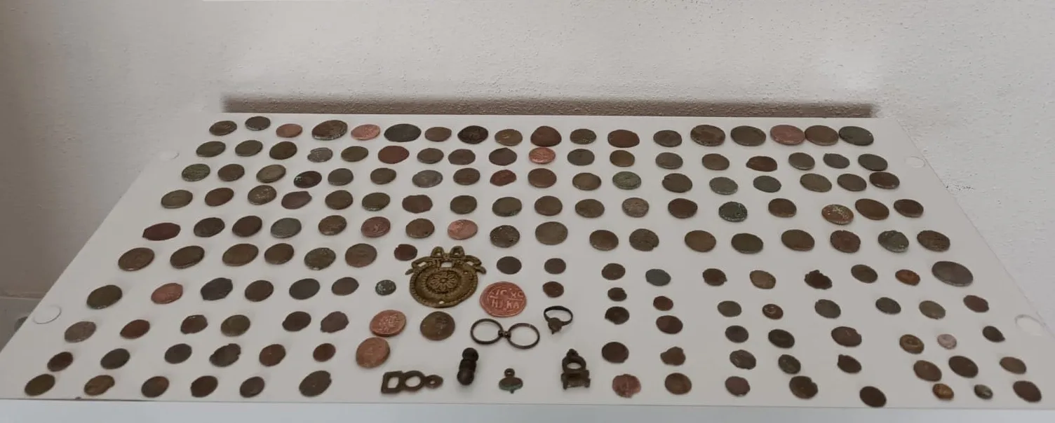 Tekirdağ’da tarihi eser niteliğinde 184 sikke ele geçirildi