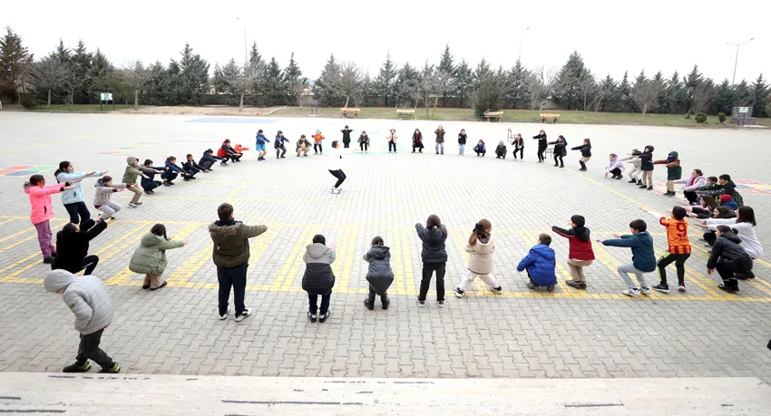 Kırklareli’nde öğrenciler obeziteye karşı güne fiziksel aktiviteyle başlıyor