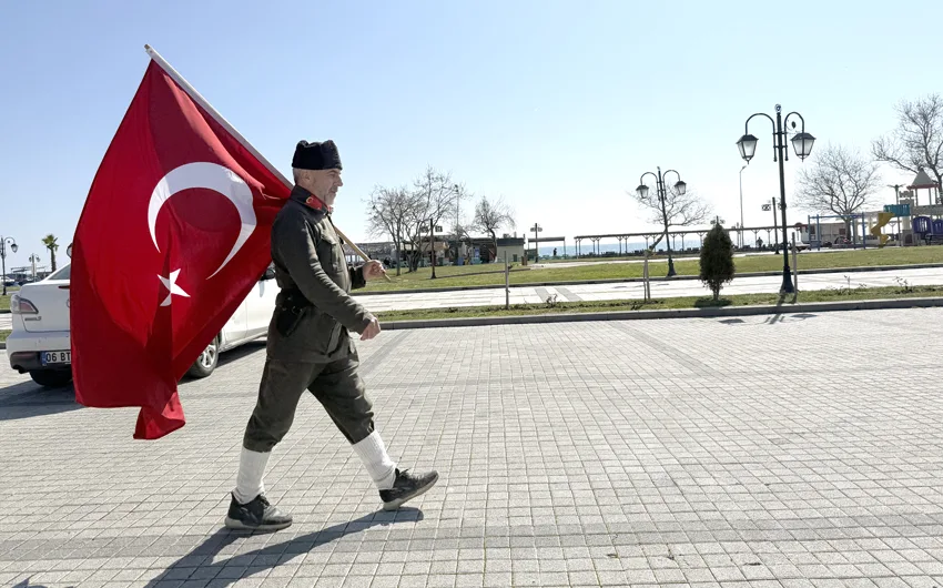 Şehitler için 7 yıldır İstanbul’dan Çanakkale’ye yürüyor