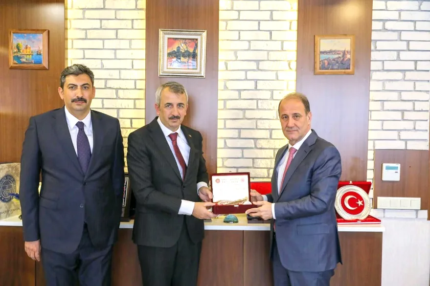 Edirne Valisi Sezer’den HSK’ya ziyaret