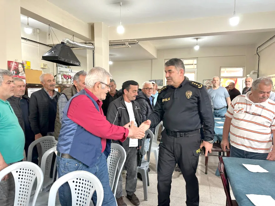Emniyet Müdürü Karaburun Huzur Toplantısı’nda vatandaşlarla buluştu