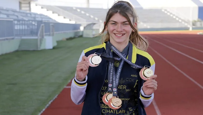 Genç sporcu Ada, atletizmde iki yılda, dört Türkiye şampiyonluğu kazandı