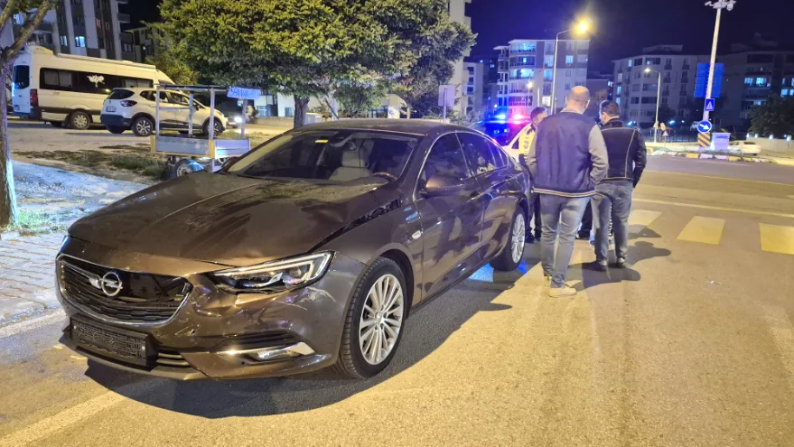 Edirne’de otomobille çarpışan motosikletin sürücüsü yaralandı
