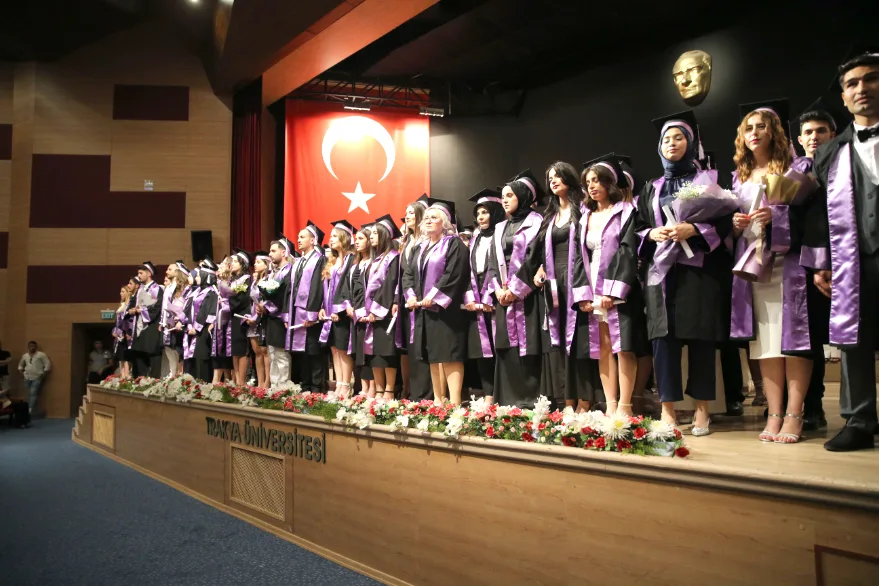 Edirne’de 560 öğretmen adayı mezuniyet sevinci yaşadı