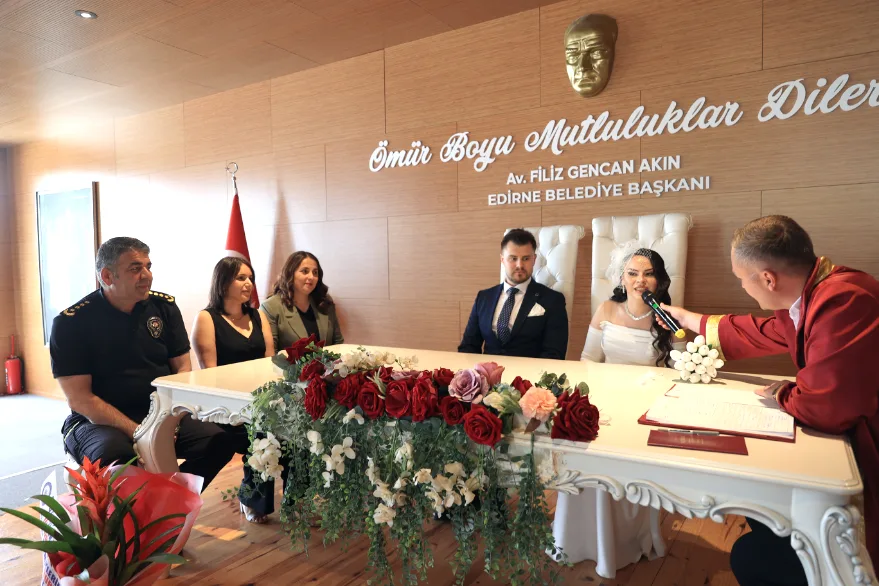 Trakya’da nikah dairelerinde “25.05.2025” yoğunluğu yaşandı