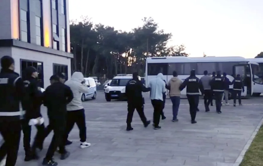 Çanakkale’de yağma operasyonunda 13 şüpheli yakalandı