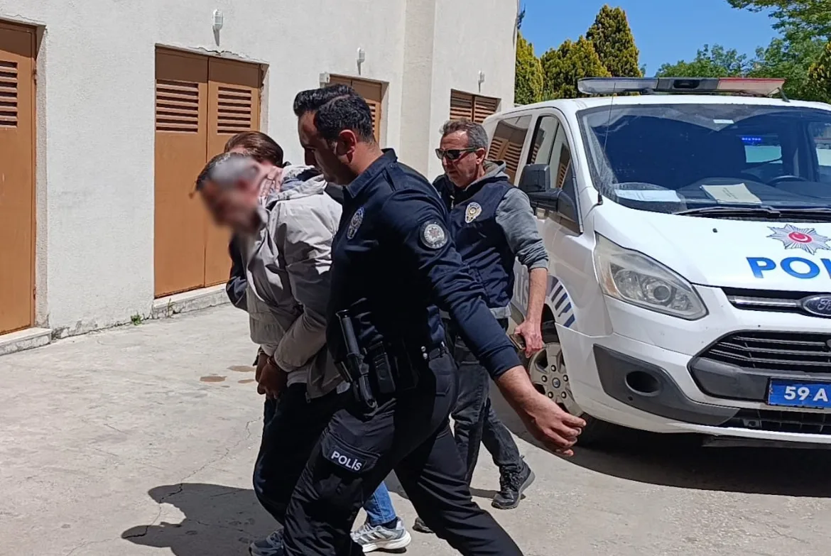 Tekirdağ’da tartıştığı oğlunu tüfekle vurarak öldüren baba tutuklandı