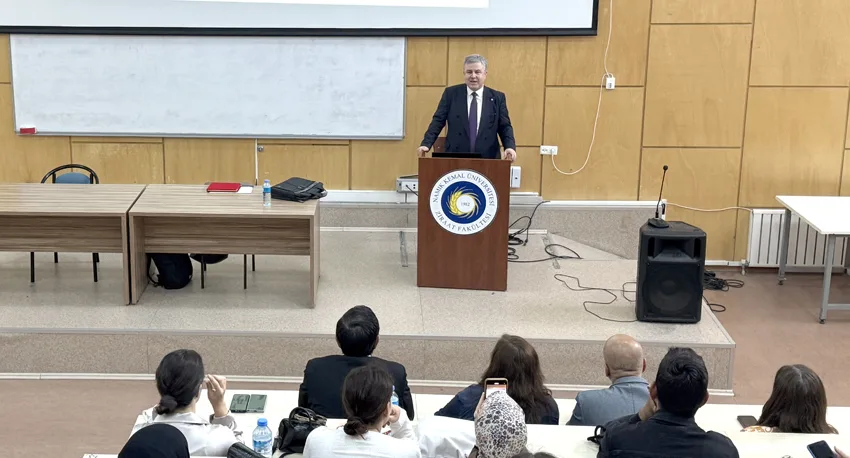 Tekirdağ’da “Dünyada ve Türkiye’de ayçiçeği piyasaları” konferansı düzenlendi