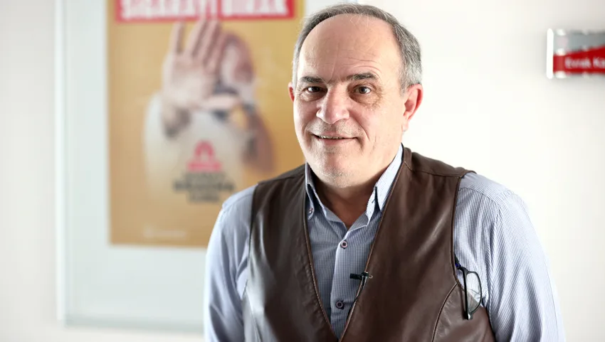 Sağlıklı Hayat Merkezi’nden aldığı destekle 49 yıldır tiryakisi olduğu sigarayı bıraktı