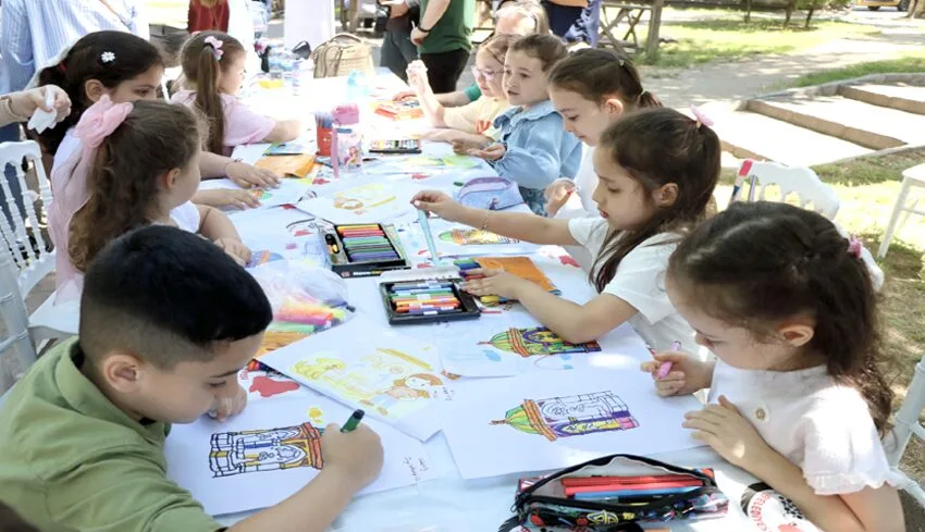 Kırklareli’nin tarihi çeşmelerinin resimleri, öğrencilerin ellerinde renklendi