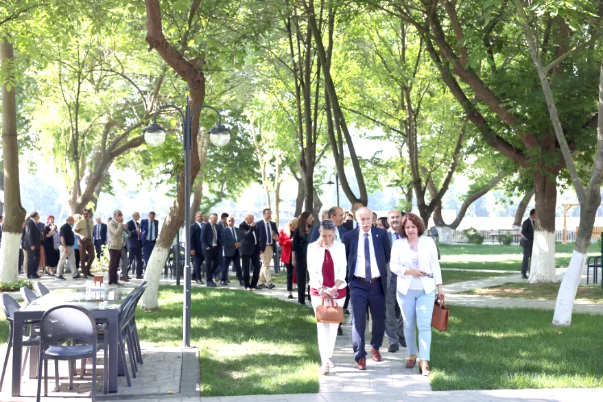 Trakya Üniversitesi Senatosu Meriç kıyısında toplandı