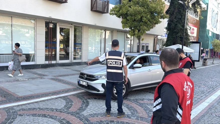 Edirne’de polis ekipleri bayram öncesi denetim yaptı
