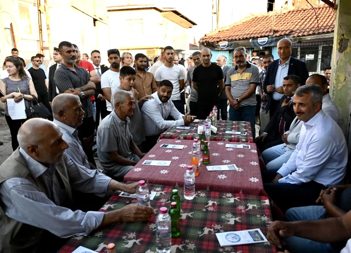 Vali Sezer, Menzilahir Mahallesi’ni ziyaret etti