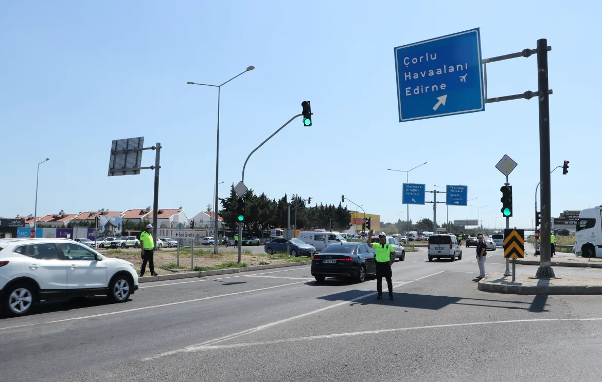 İstanbul Tekirdağ yolunda Kurban Bayramı öncesi trafik denetimi