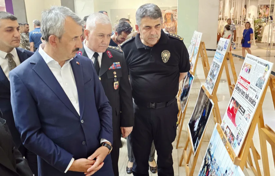 Edirne’de “Zaferin Adı Türkiye” sergisi açıldı