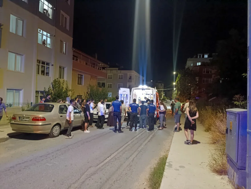 Tekirdağ’da 3. kattan düşen 12 yaşındaki çocuk yaralandı