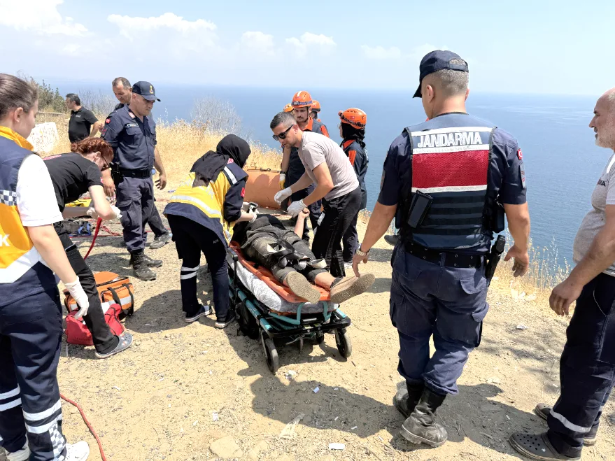 AA 20250730 38704888 38704880 TEKIRDAGDA UCURUMDAN DUSEN GENC YARALANDI - Tekirdağ’da uçurumda can pazarı