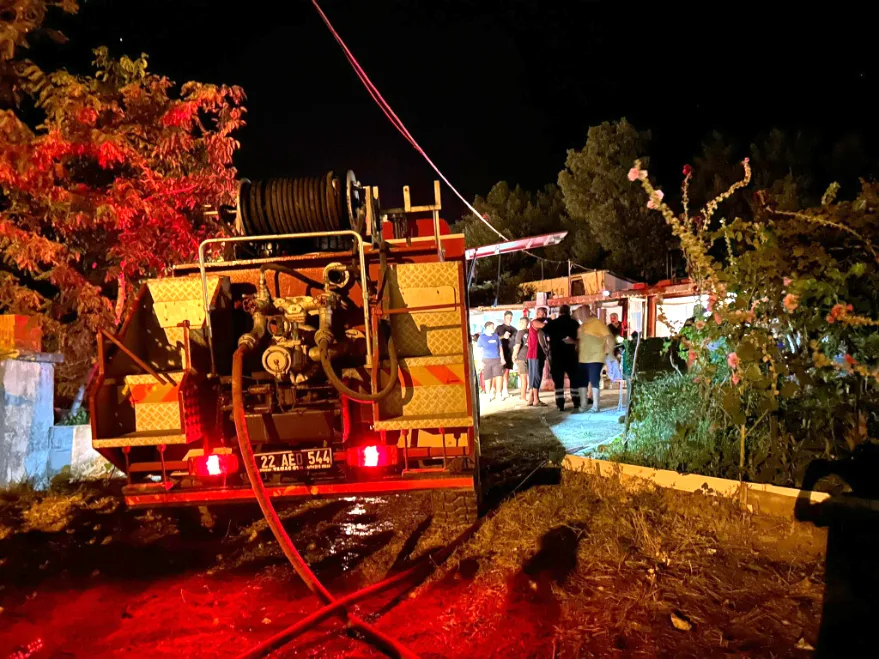Edirne’nin Yayla sahilinde çıkan yangın korkuttu