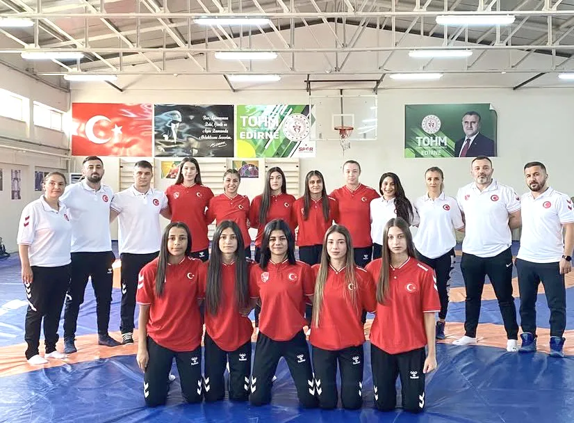 Edirneli güreşçiler Dünya Şampiyonasında mindere çıkıyor
