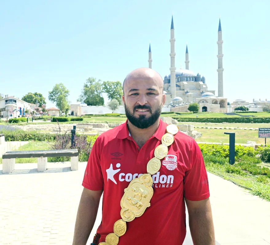 Başpehlivan Okulu’nun hedefi: Ebedi altın kemer