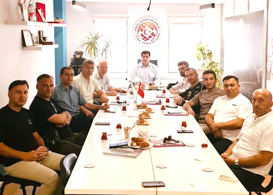 Azerbaycanlı gazi gazeteciler KGK’da