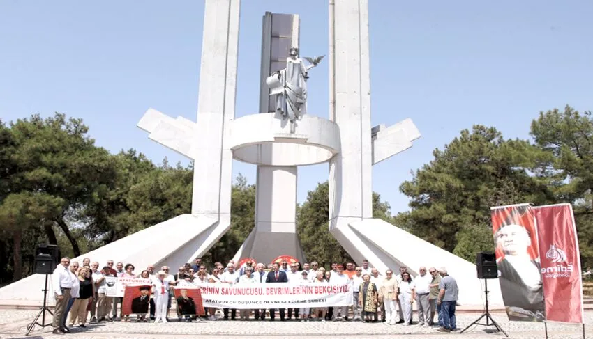 Lozan Antlaşması’nın 102.yılı törenle kutlandı