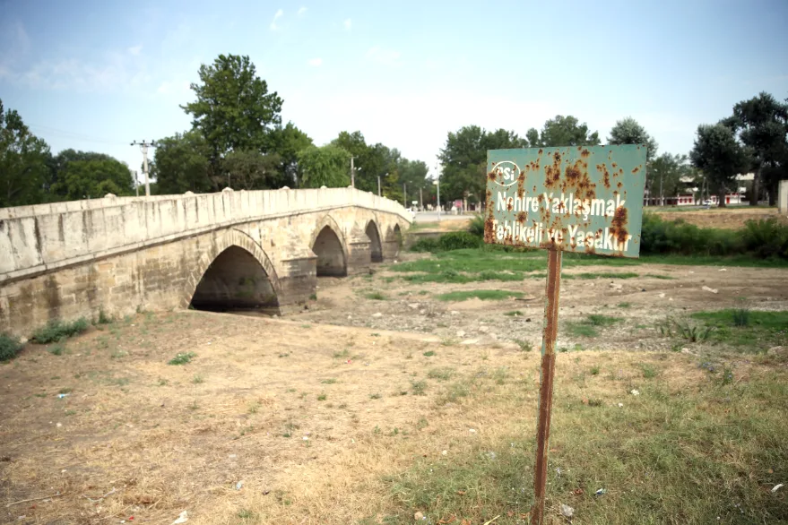 Tunca Nehri’nde acı tablo