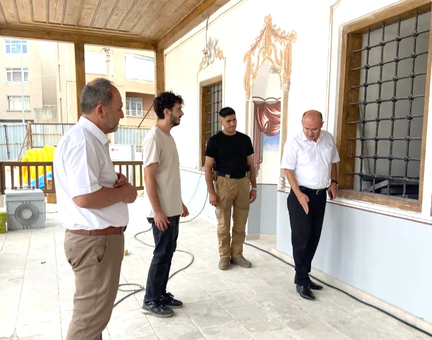 Tarihi Muradiye Camisi’nde restorasyon çalışmaları sürüyor
