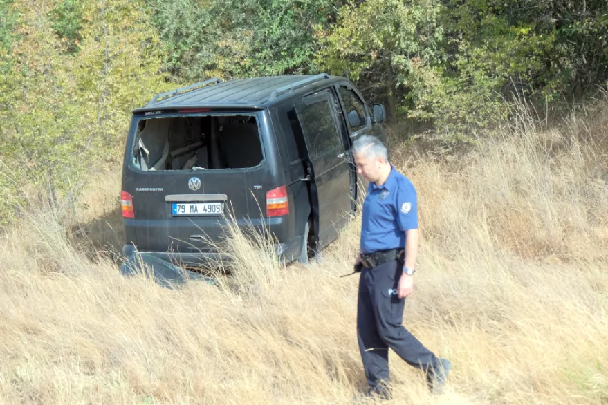 Kırklareli’nde polisin “dur” ihtarına uymayan panelvan sürücüsü kaza yaptı