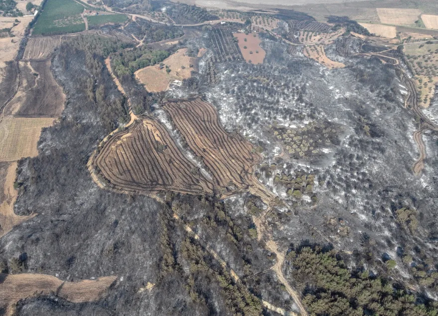 Çanakkale’de yangında zarar gören alanlar dronla görüntülendi
