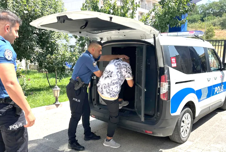 Edirne’de 2 firari hükümlü yakalandı
