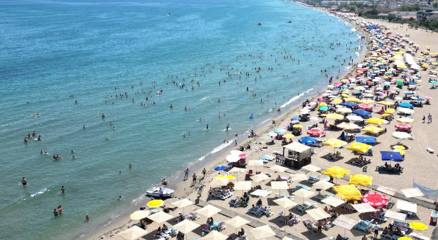 Deniz ve havuzda kirli suya maruz kalmak enfeksiyon riskini artırıyor